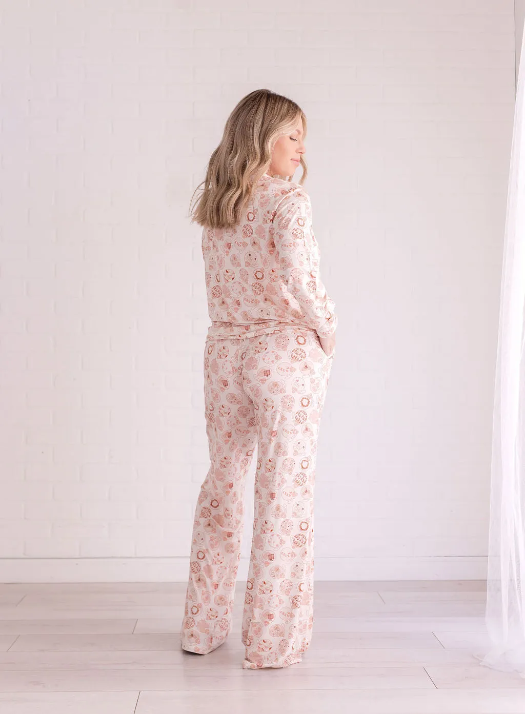 Blush Ornament Women’s Set