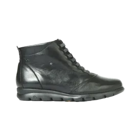 Susan F0356